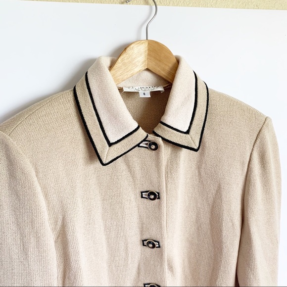 St. John Cream and White Chunky Button Down Blazer - Picture 3 of 6